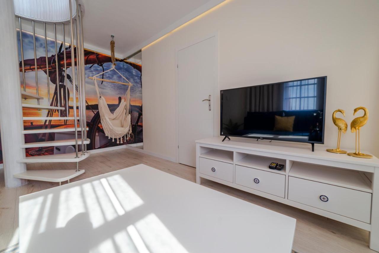 Sloneczna Przystan Apartment Mikołajki Bagian luar foto